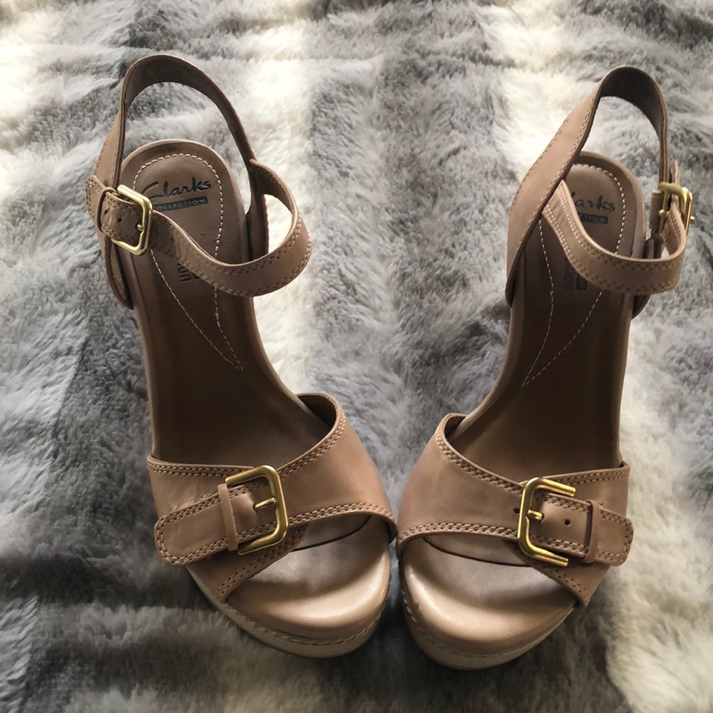 Clarks Soft Cushion Platform Sandals 7.5 Blush